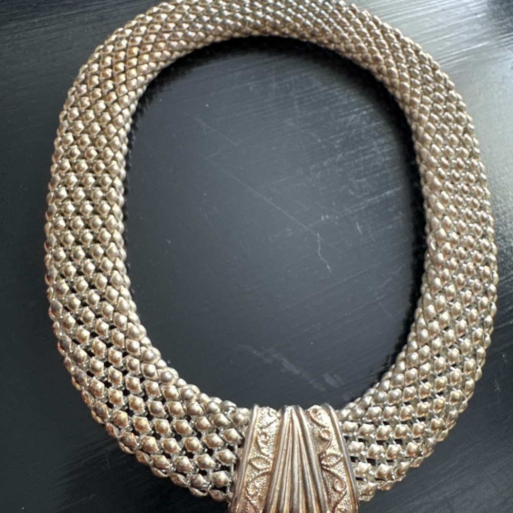 ✨ Chunky Silver Mesh Collar Necklace – Magnetic Closure, 17” Statement Piece